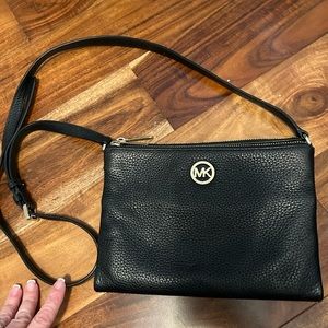 Michael Kors Black & Gold Crossbody Hand Bag- Excellent condition!
